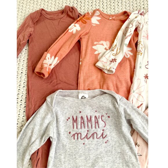 (8) Newborn & 0-3 Months Baby Girl Soft Sleep Gowns Bundle - Picture 2 of 6